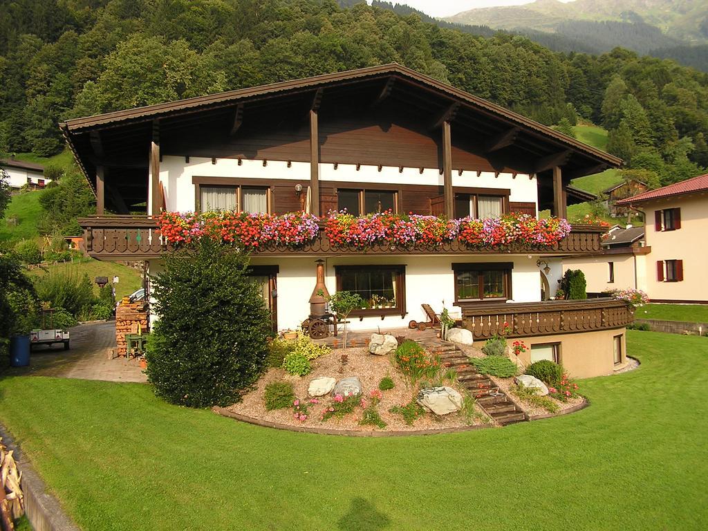 Haus Schnetzer Apartment Schruns Exterior foto