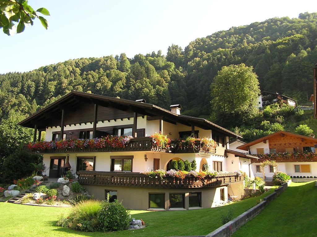 Haus Schnetzer Apartment Schruns Exterior foto