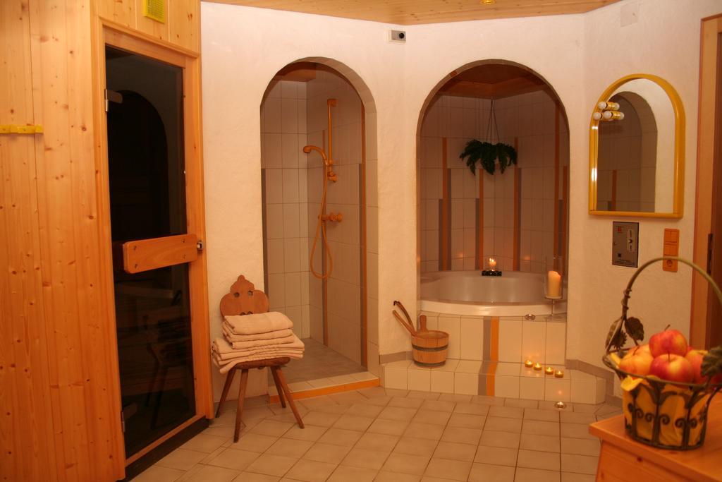 Haus Schnetzer Apartment Schruns Exterior foto